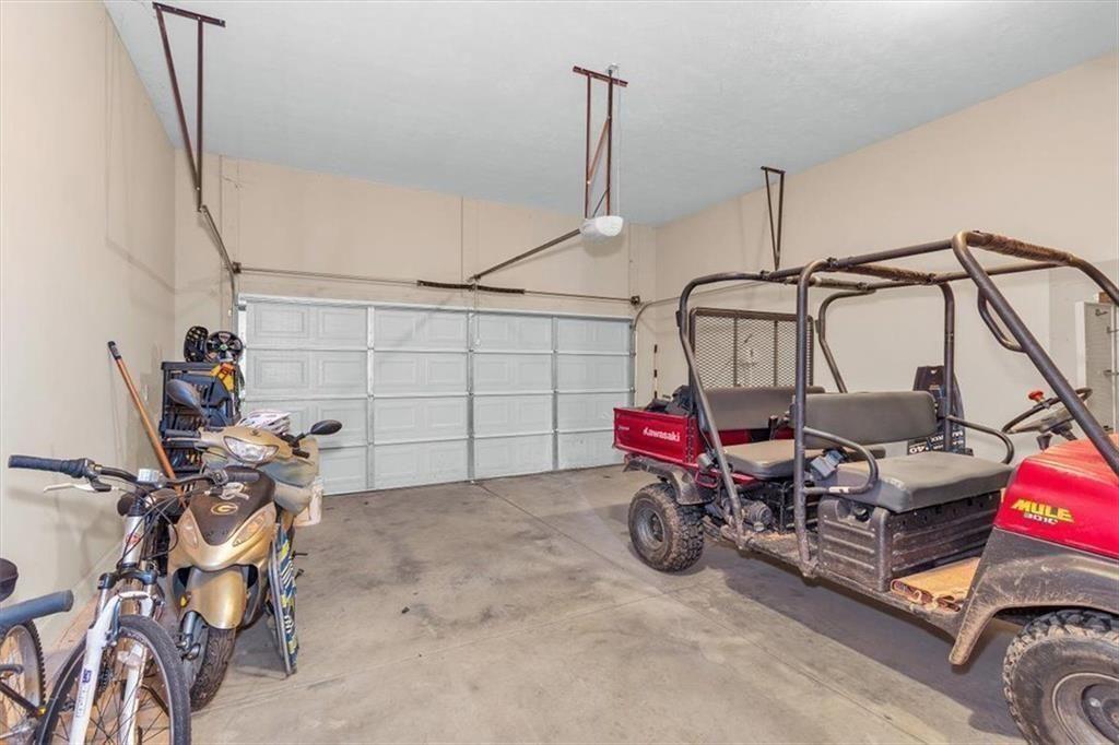 1075 Willow Way Property Photo 39