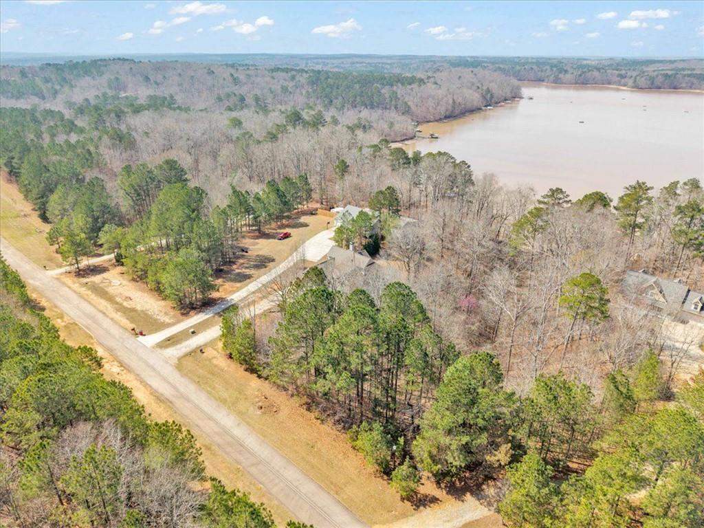 1075 Willow Way Property Photo 44