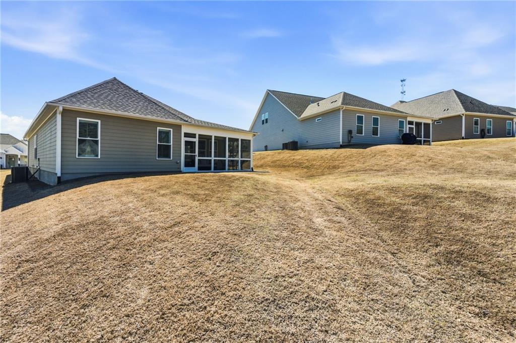 317 Mcqueen Way Property Photo 31