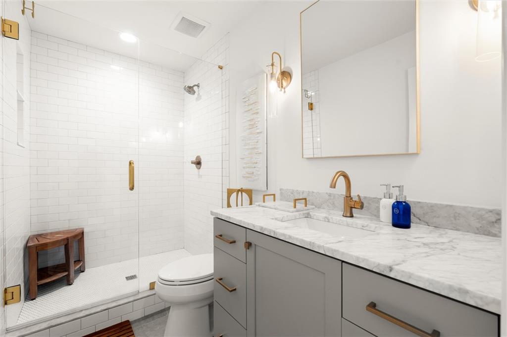 6835 Colfax Avenue Property Photo 39