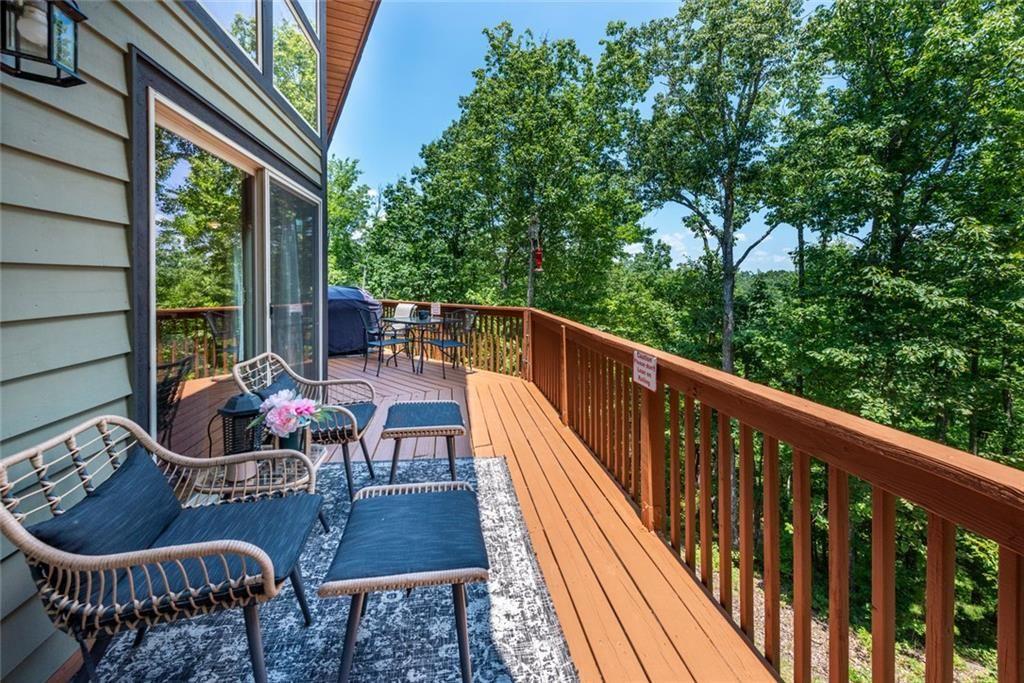 1328 Birch Lane Property Photo 5
