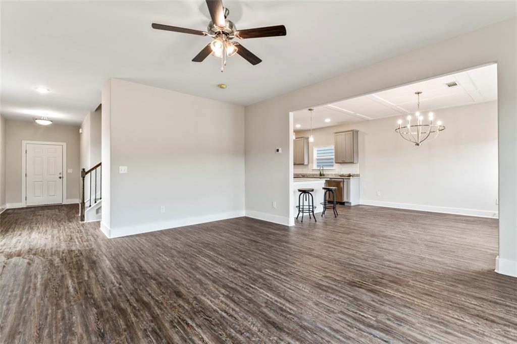 11201 Cornerstone Way Property Photo 8
