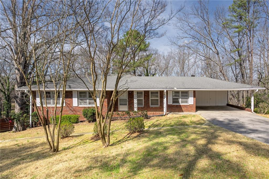 33 Summit Drive Property Photo 3