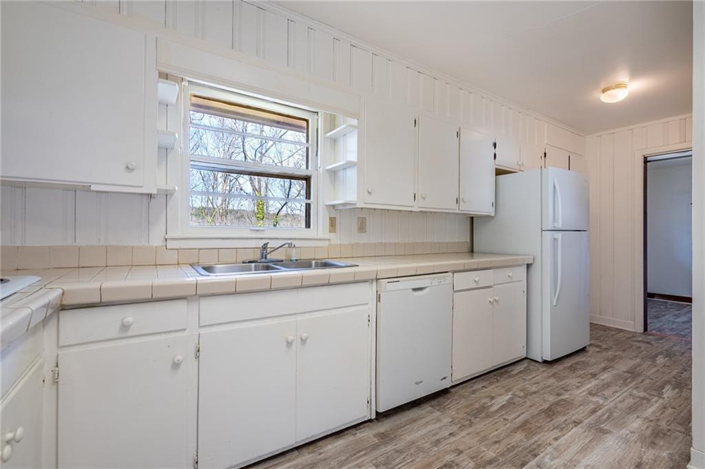 33 Summit Drive Property Photo 13