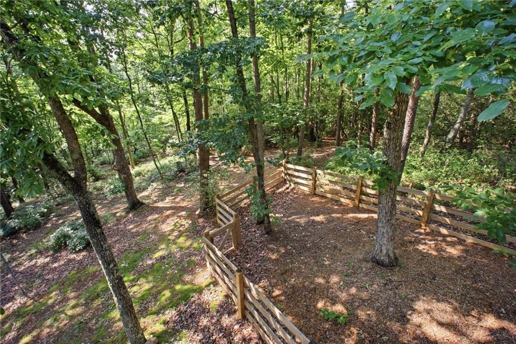 225 Overlook Circle Property Photo 38
