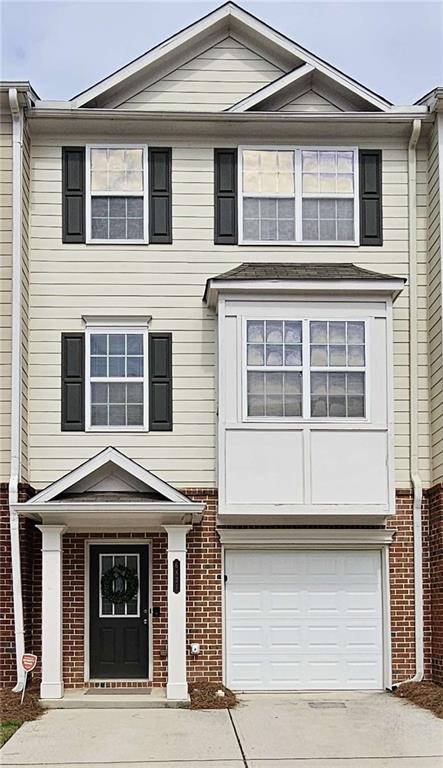 6821 Blackstone Place Unit 16 Property Photo 1