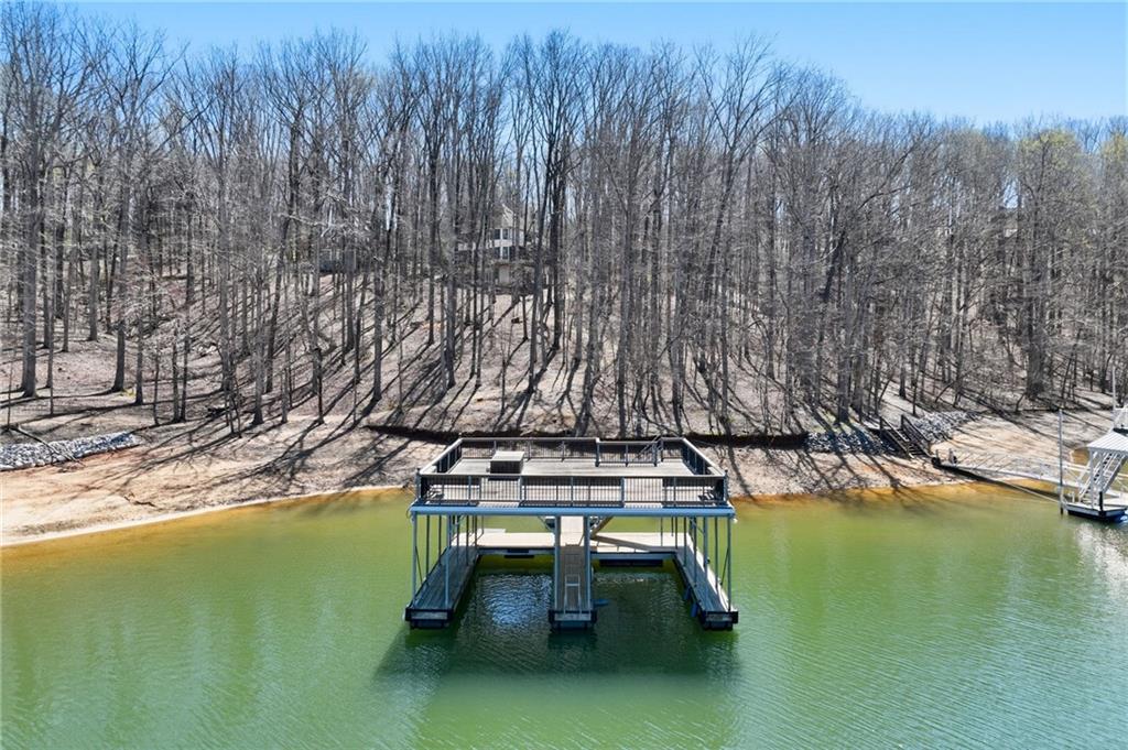 6855 Hardwood Trail Property Photo 1