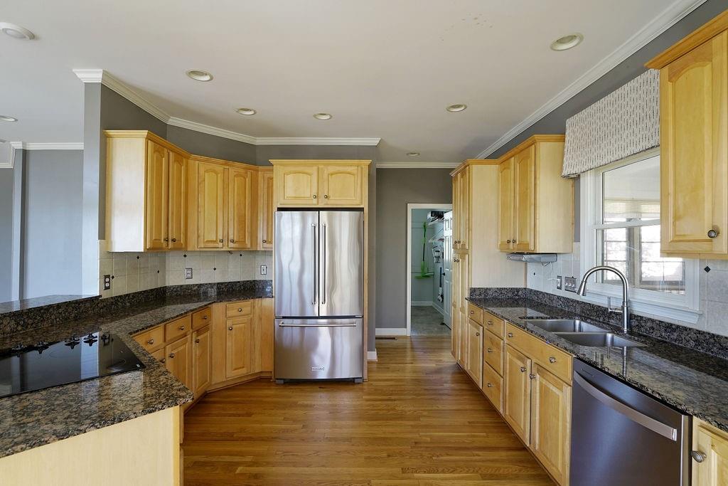 628 Cherokee Trail Property Photo 17