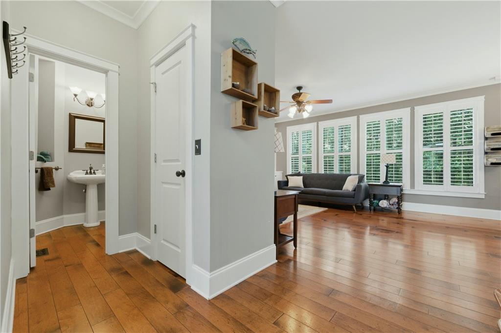 79 Evergreen Way Property Photo 9