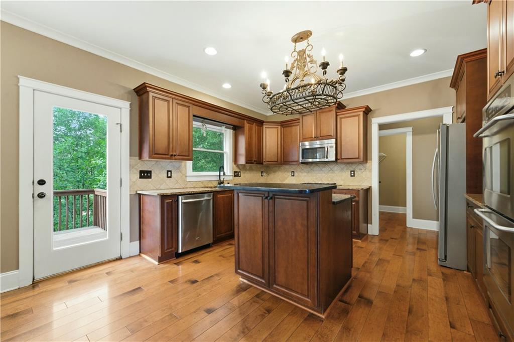 79 Evergreen Way Property Photo 17