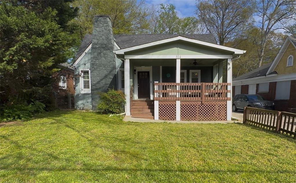 814 Moreland Avenue SE Property Photo 1