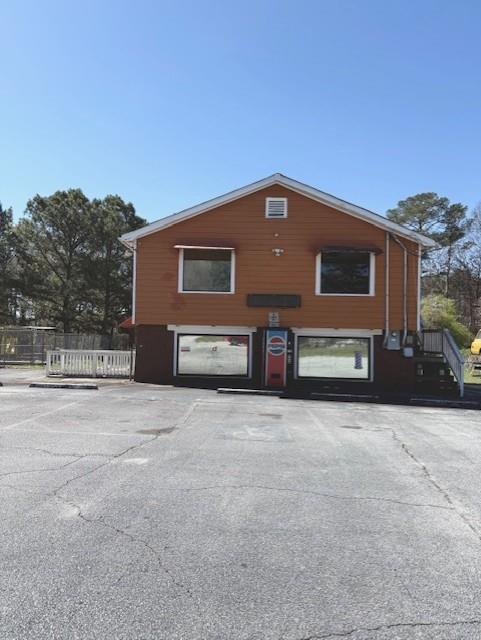 7295 Covington Highway NW Property Photo 1