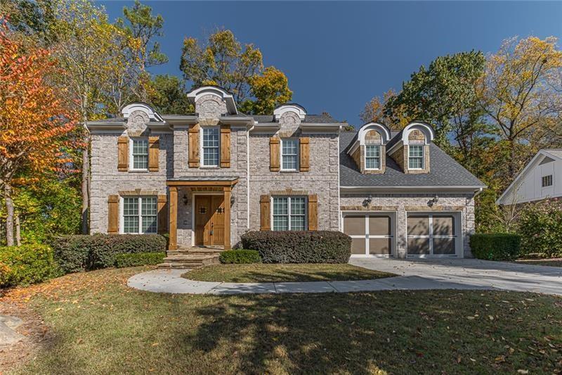 1106 Devine Circle Ne Property Photo 3