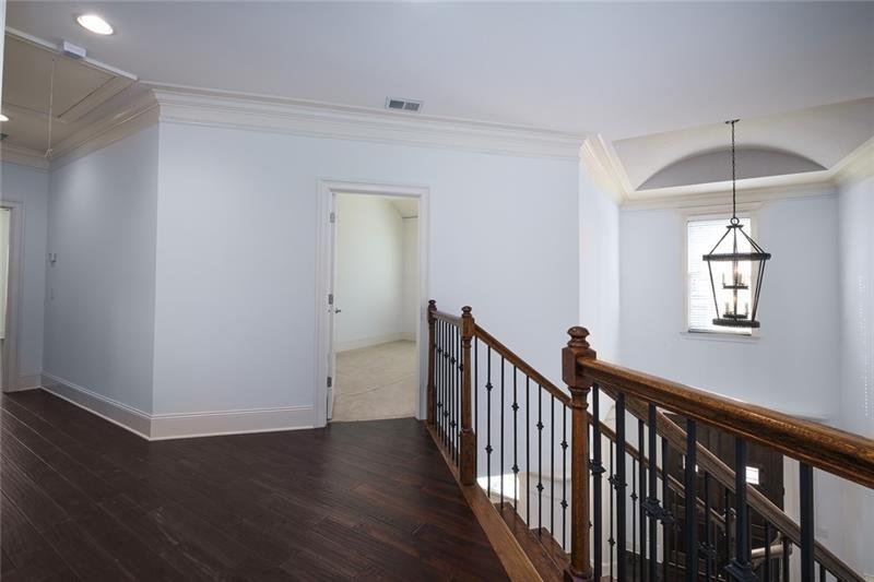 1106 Devine Circle Ne Property Photo 27