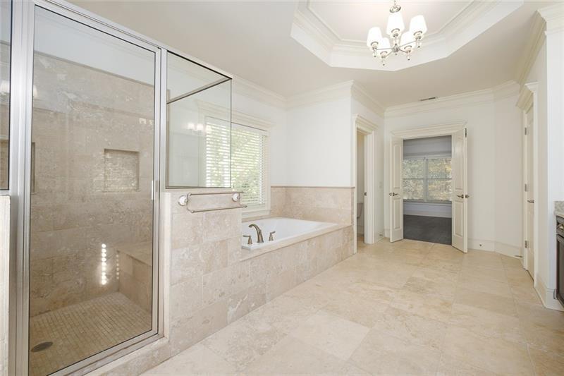 1106 Devine Circle Ne Property Photo 33