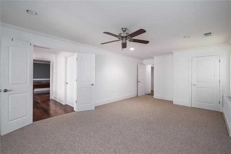 1106 Devine Circle Ne Property Photo 46