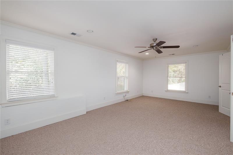 1106 Devine Circle Ne Property Photo 47