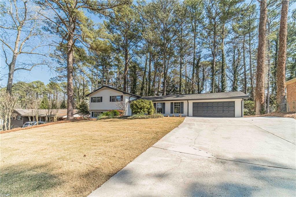 2501 Henderson Mill Road Ne Property Photo 1