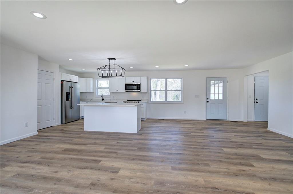 516 Baxter Road Property Photo 8