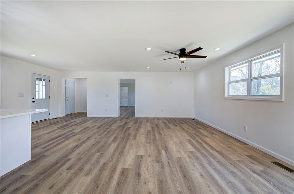516 Baxter Road Property Photo 11