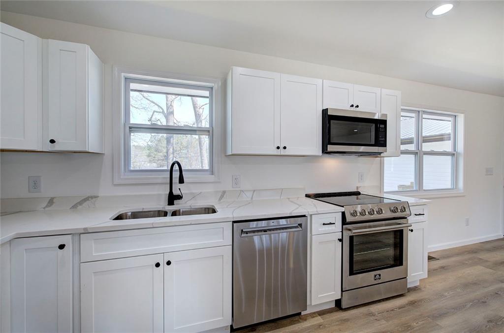 516 Baxter Road Property Photo 16