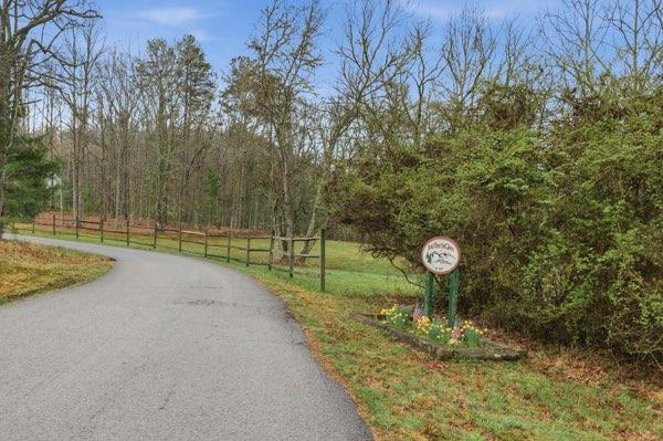 318 Wilmot Fabus Mountain Road Property Photo 1