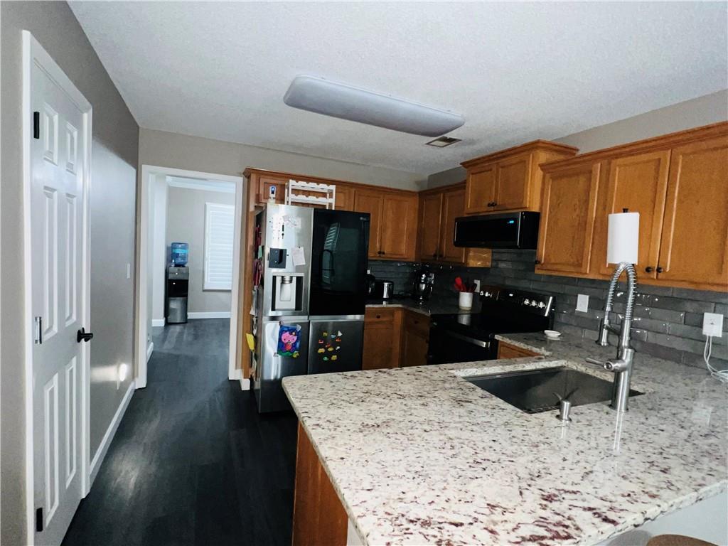 925 Downing Drive Property Photo 13