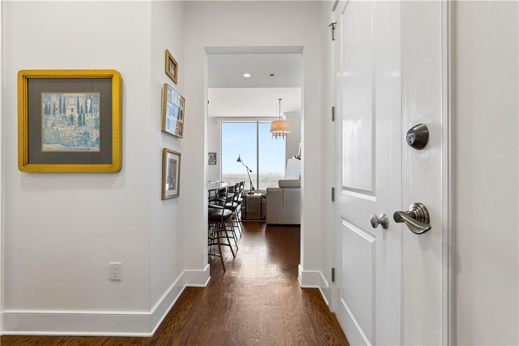 3630 Peachtree Road Ne Unit 1809 Property Photo 10