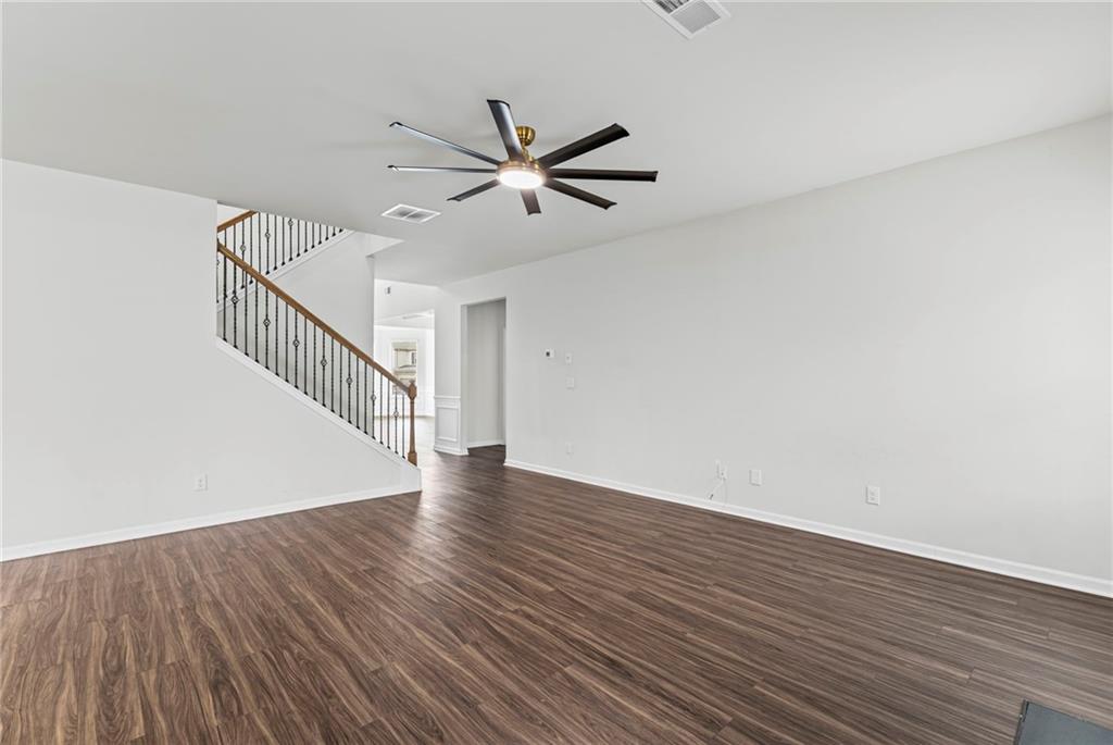 416 Tavistock Court Property Photo 6