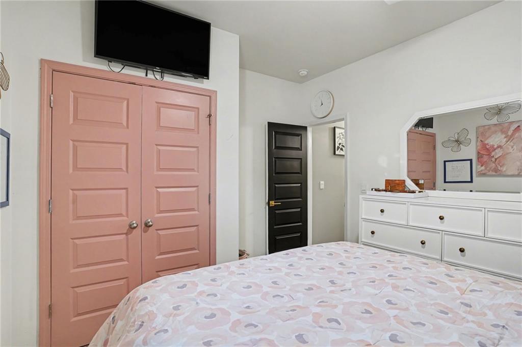 110 Canal Street Property Photo 23