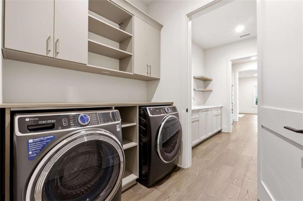 215 3rd Street Property Photo 28