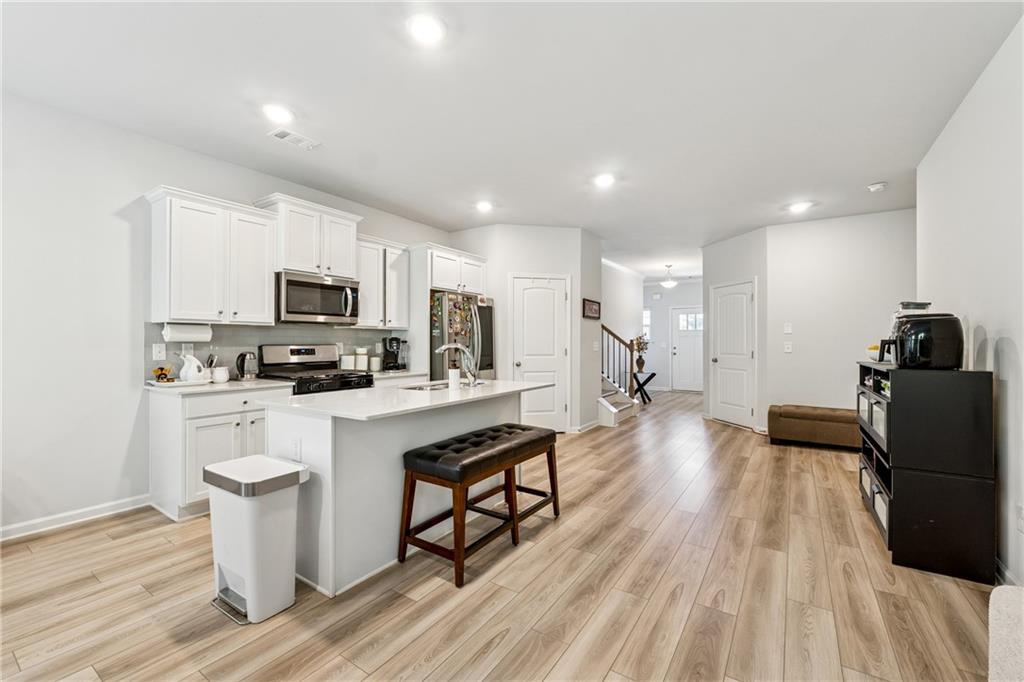 2757 Malton Way Property Photo 10