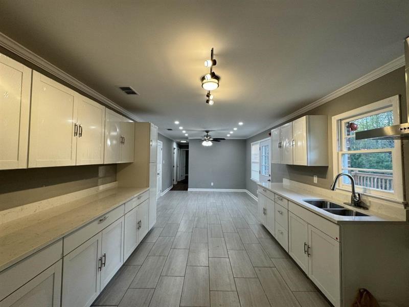 7740181 Property Photo 3