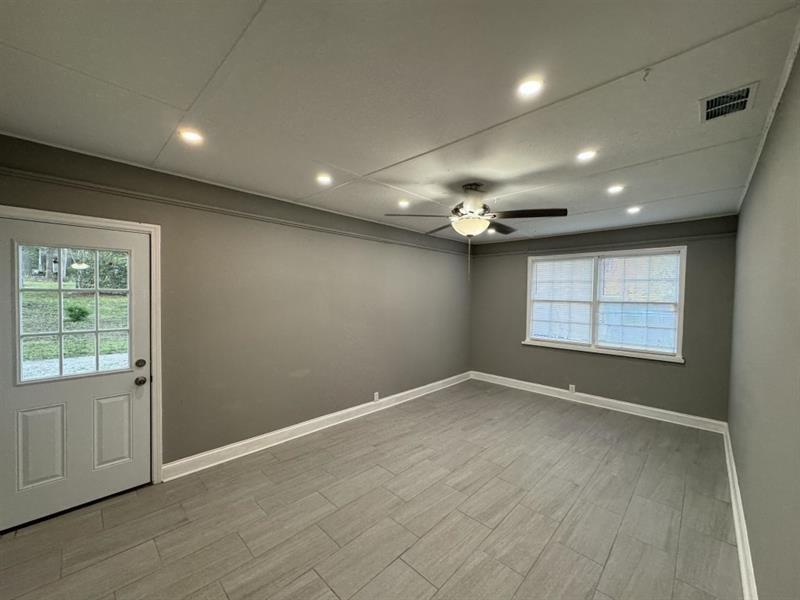 7740181 Property Photo 9