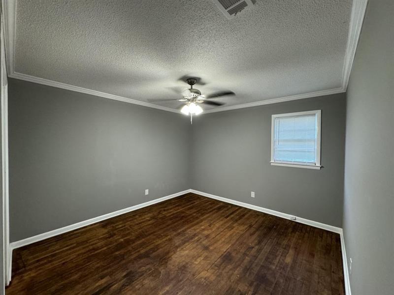 7740181 Property Photo 16