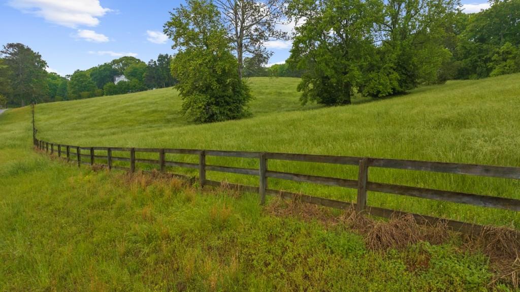 7740292 Property Photo 18