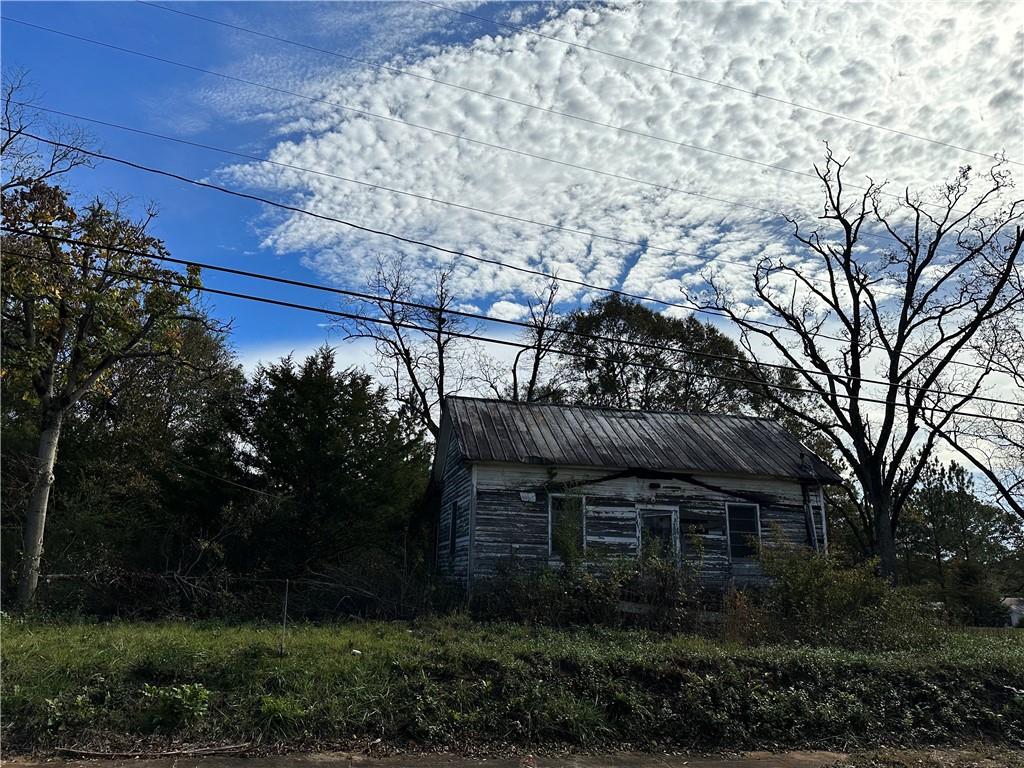 62 Washington Drive Property Photo 2