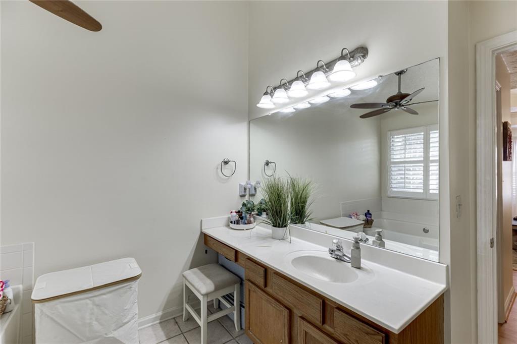 2340 Heatherton Circle Property Photo 22