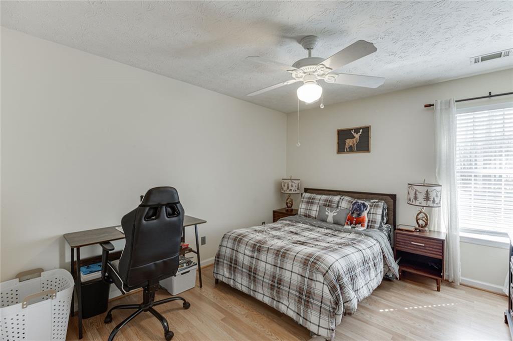 2340 Heatherton Circle Property Photo 27