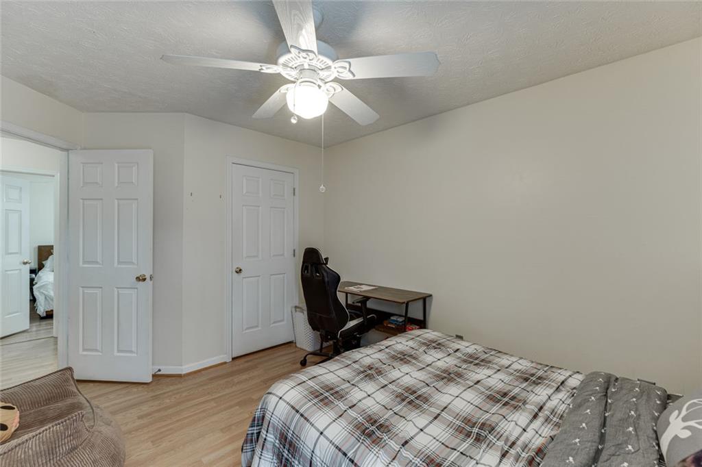 2340 Heatherton Circle Property Photo 28