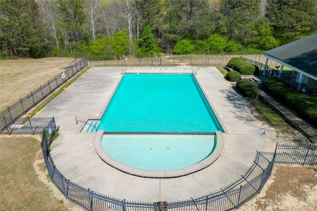 2340 Heatherton Circle Property Photo 40