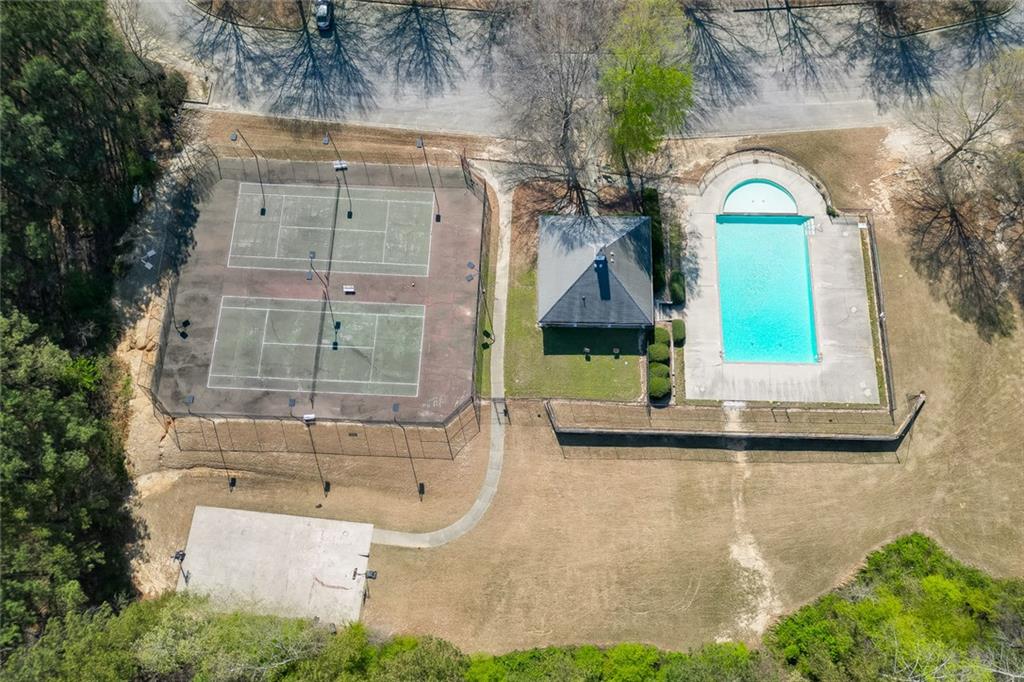 2340 Heatherton Circle Property Photo 41