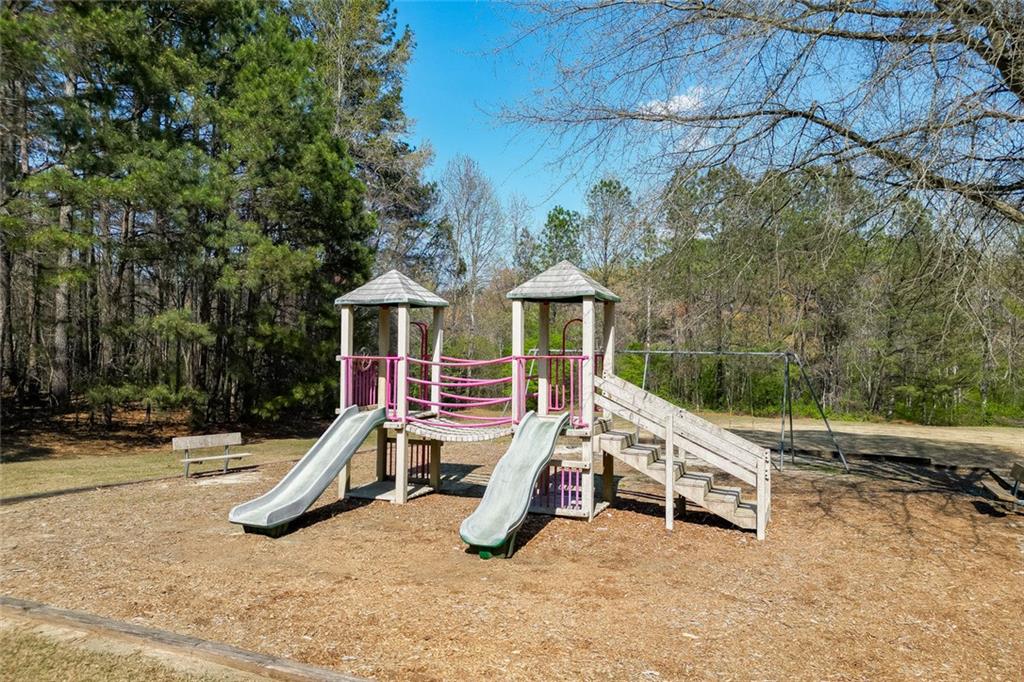 2340 Heatherton Circle Property Photo 42