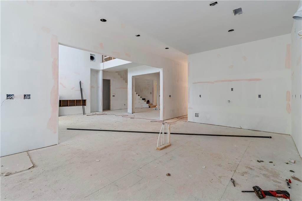 4215 Matisse Lane Property Photo 28