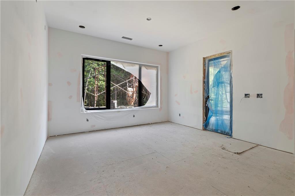 4215 Matisse Lane Property Photo 29
