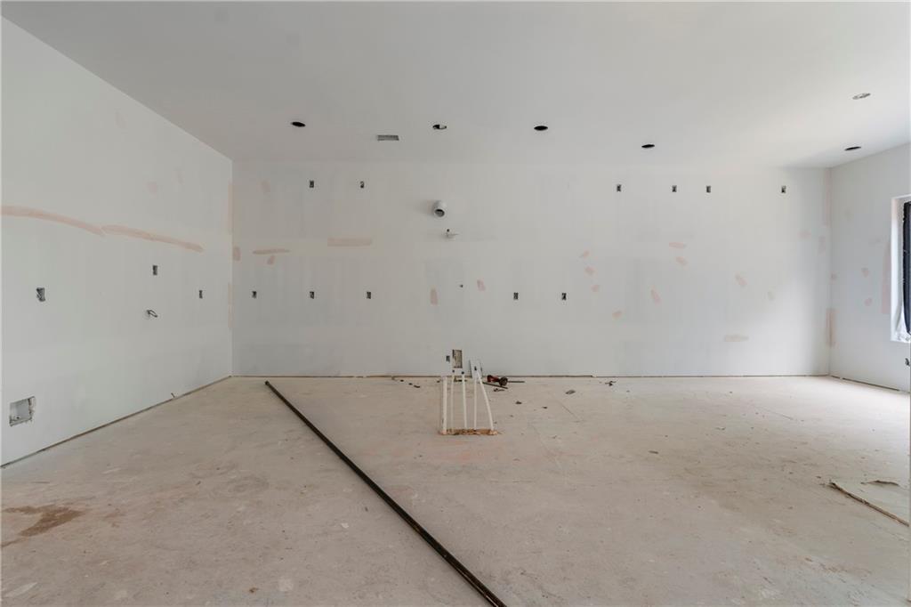 4215 Matisse Lane Property Photo 31