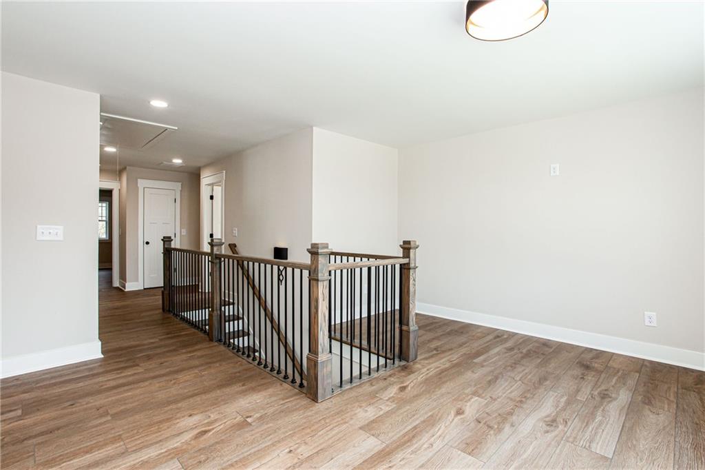 2044 Bennett Road Property Photo 33