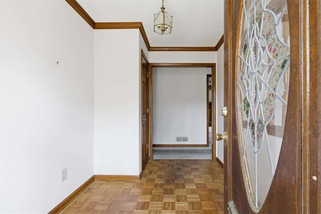 3197 Spring Lake Drive Property Photo 5