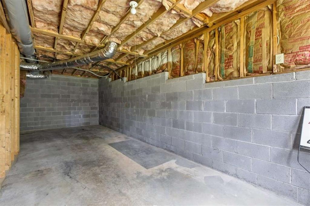 3197 Spring Lake Drive Property Photo 34