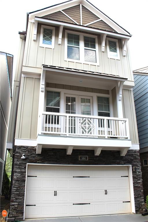 144 Blakemore Drive SE